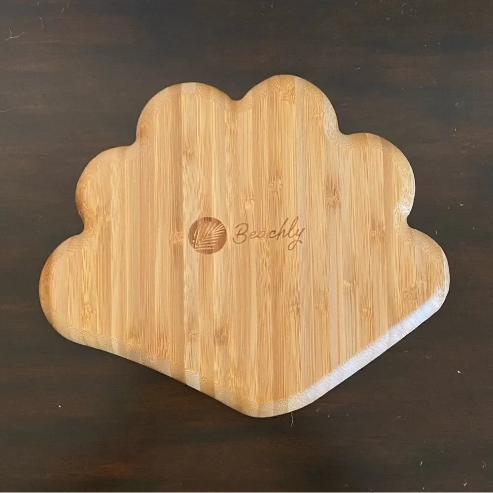 Beachly Bamboo Bombshell Catchall Tray NWT
